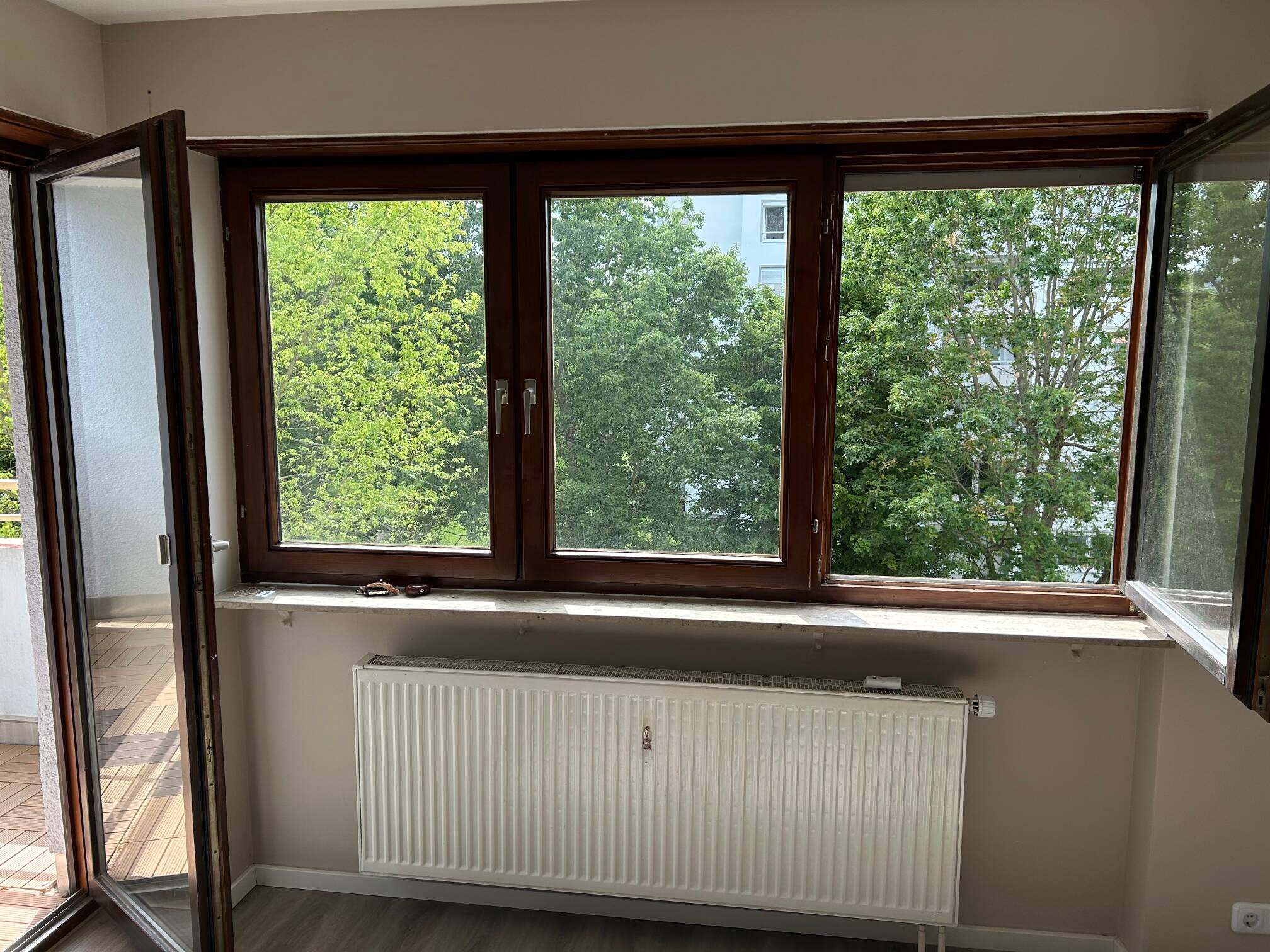 Schöne renovierte 2-Zimmer Wohnung (48qm) mit Balkon und EBK – Pforzheim – Vorschaubild 4