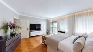 Haus-im-Haus-Wohnung mit Dachterrasse, Kamin und Doppelgarage am Lerchesberg – 60598 Frankfurt am Main – Vorschaubild 8