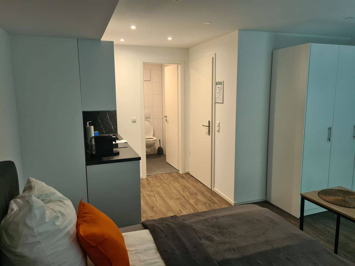 1-Zimmerwohnung Reutlingen - möbliertes Wohnen auf Zeit ab 1 Monat – Reutlingen – Vorschaubild 4