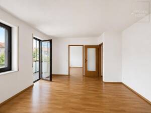Bezugsfrei in München-Altperlach: Helle 2-Zimmer-Wohnung mit großem Balkon & TG-Stellplatz – 81737 München – Vorschaubild 4
