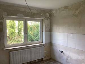 Altbaucharme!! Geräumige 3,5 Zimmerwohnung frisch tapeziert und gestrichen. – 45886 Gelsenkirchen – Vorschaubild 4