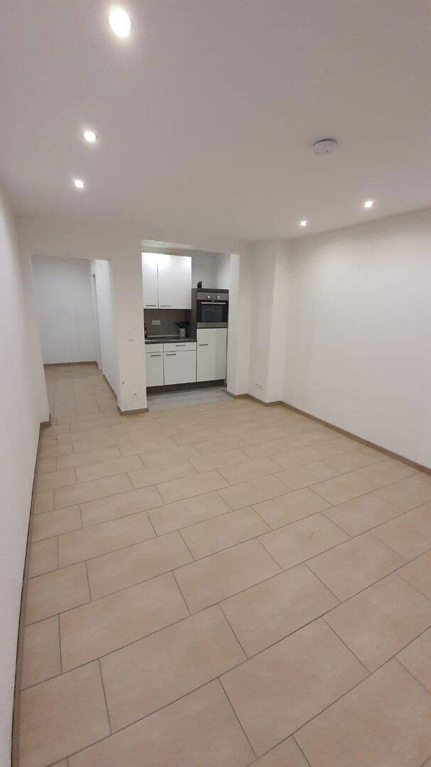 Single-Wohnung mit Einbauküche