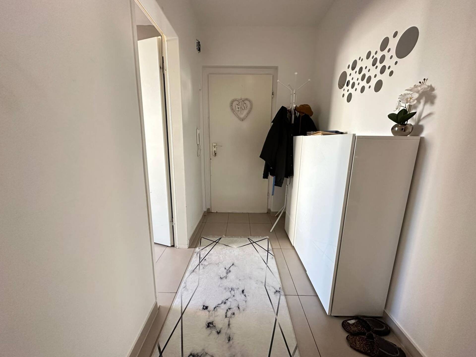 Etagenwohnung in 50739 Köln mit 57 m² kaufen