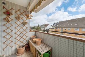 Charmante 2-Zimmer-Wohnung, Loggia & Aufzug | 55 m² | frei | ideal für Eigennutzer & Kapitalanleger – 51067 Köln – Vorschaubild 6