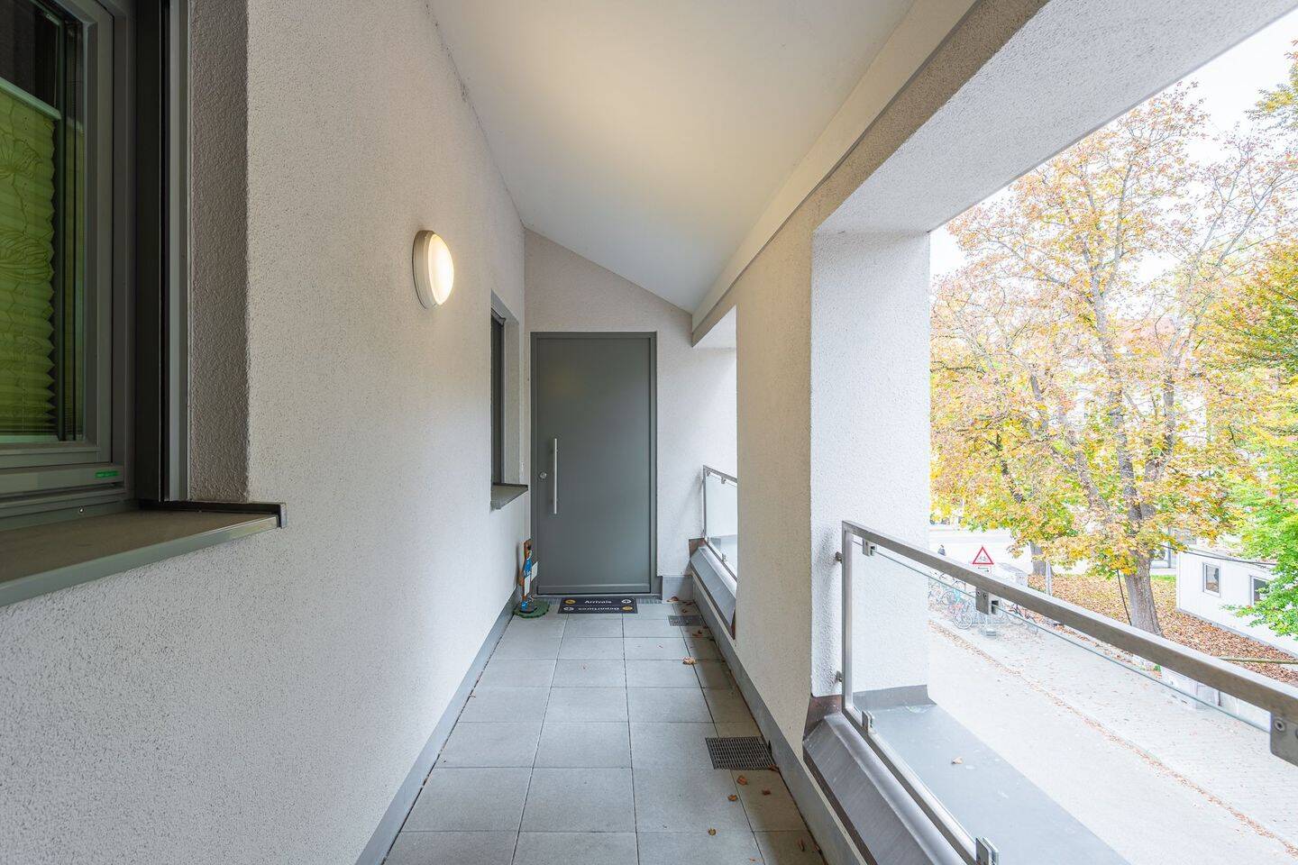 2 ZKB - hohe Räume - TG-Stellplatz - inkl. EBK - Südbalkon - inmitten der Altstadt - sofort frei! – Ingolstadt – Vorschaubild 3