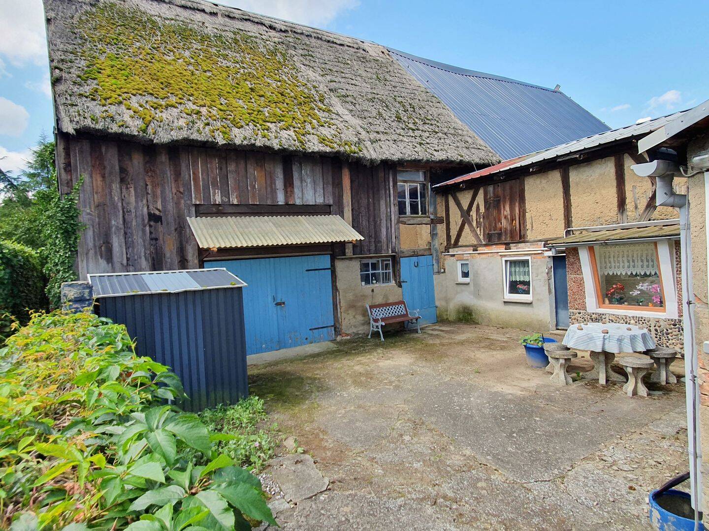 "Urig, charmant, besonders - Einfamilienhaus von 1840 mit viel Herz und Scheune" – Galenbeck – Bild 1 von 9