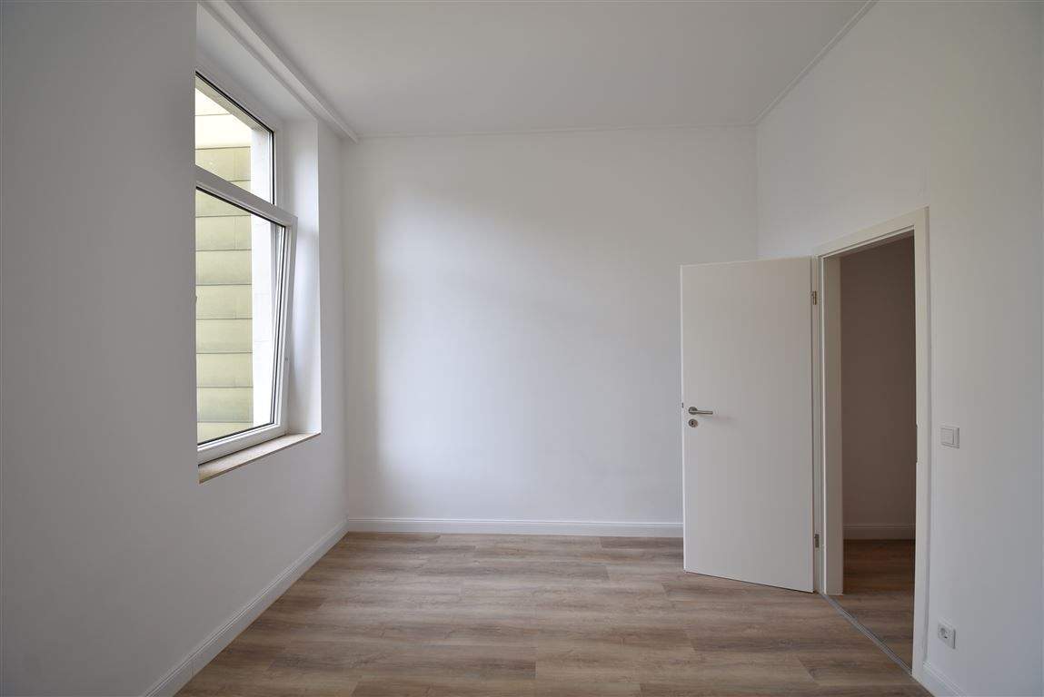 ERSTBEZUG! Großzügige 2-Zimmer-Altbau-Whg mit moderner Ausstattung – Krefeld – Vorschaubild 8