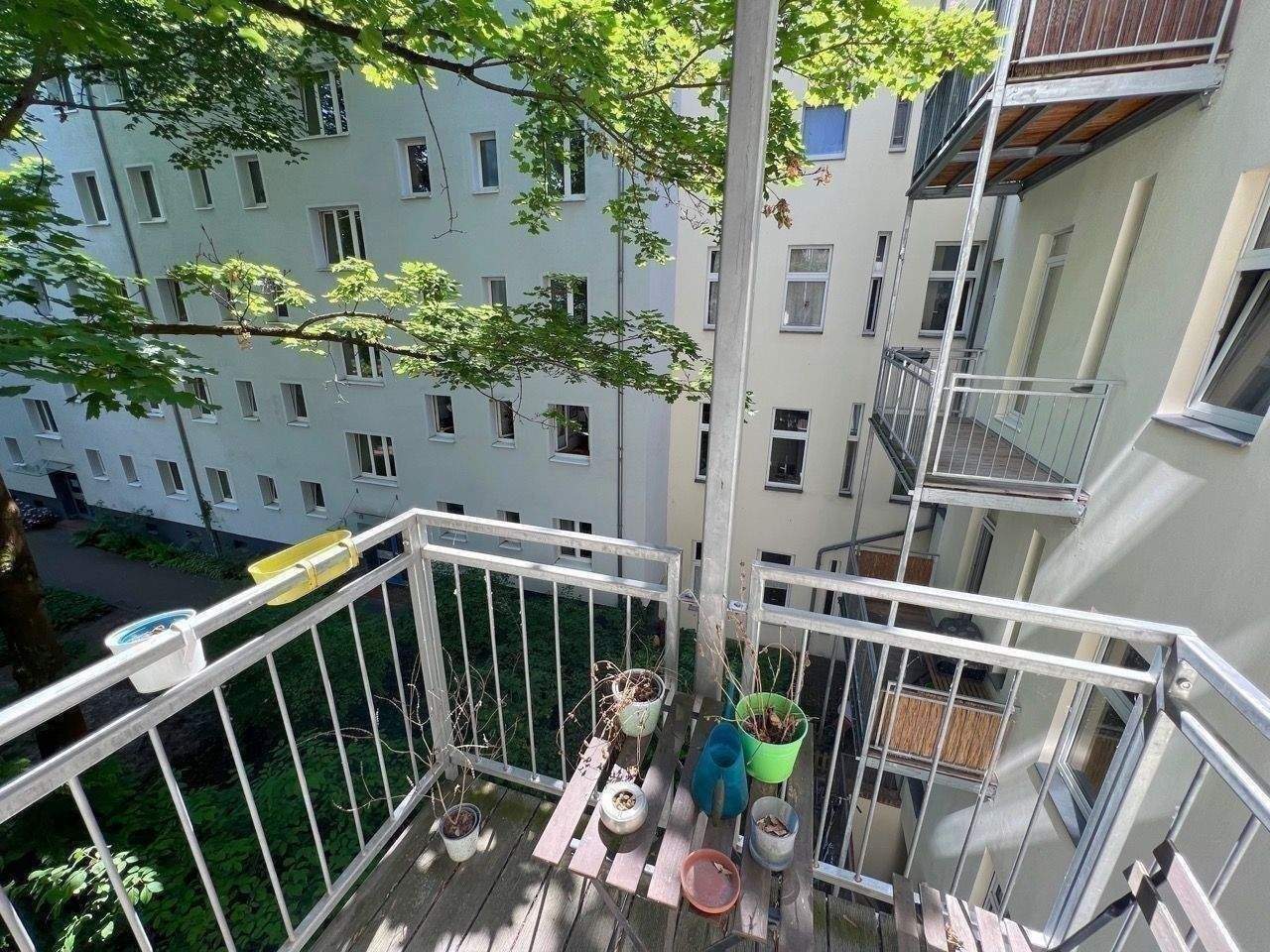 NÄHE VOLKSPARK FRIEDRICHSHAIN & HAUSBURGPARK - BEGEHRTER ALTBAUCHARAKTER - ZUR ZEIT VERMIETET – Berlin – Vorschaubild 3