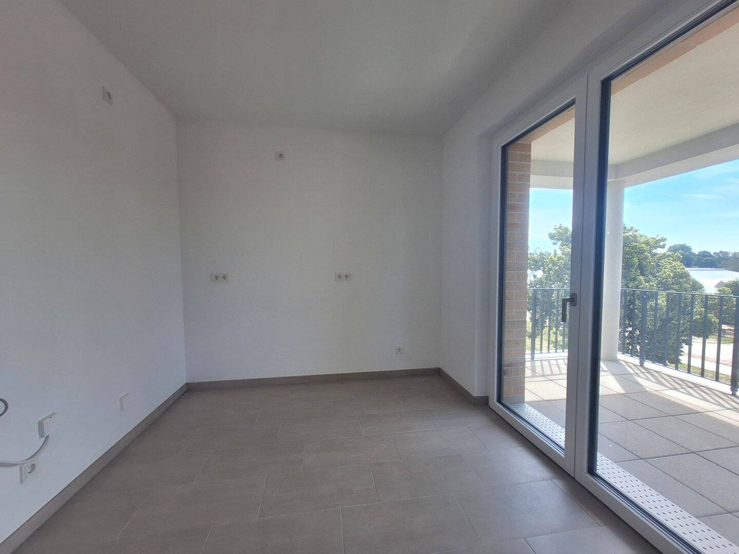 Lichtdurchflutete 4-Zimmer Wohnung mit Loggia – Osnabrück – Vorschaubild 7
