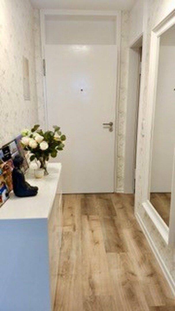 Möblierte super ruhige 1- Zimmer Wohnung (Gebäuderückseite) in Augsburg mit Blick ins Grüne – Augsburg – Vorschaubild 8