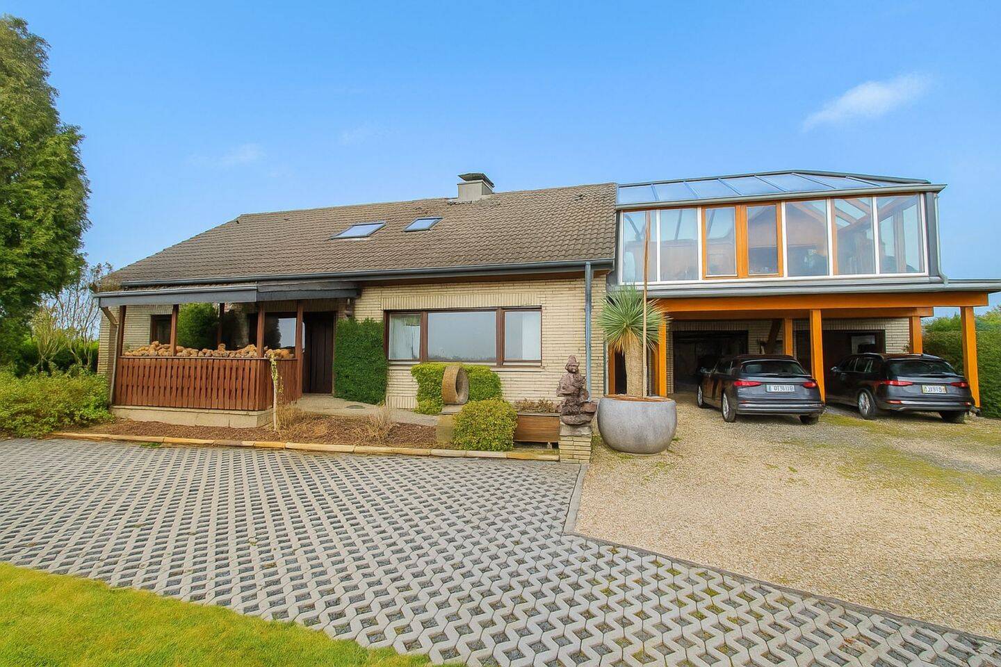 Wohnen. Leben. Glücklich sein. - Großzügiges Ein-/Zweifamilienhaus mit Gartenidylle in Viersen – Viersen – Bild 1 von 9