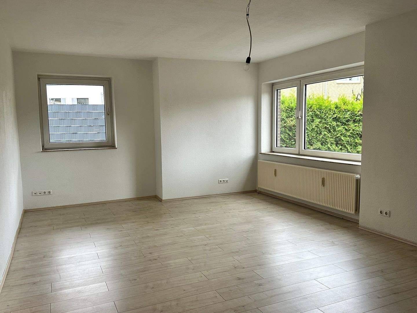Einfamilienhaus/Zweifamilienhaus in Quickborn mit vielseitigen Nutzungsmöglichkeiten – Quickborn – Vorschaubild 3