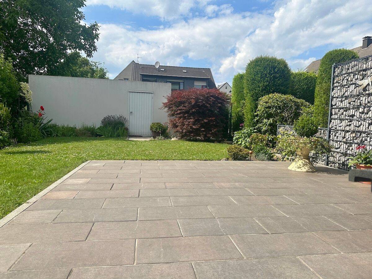 LORENZ-Angebot in Höntrop: Gepflegtes 1-Fam.-R.-Eckhs. Für die größere Familie! 200 m² Wohn-/Nutzfl. – Bochum – Vorschaubild 6