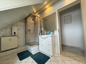 Vermietete 3-Zimmer-Dachgeschosswohnung in ruhiger Lage von Essen-Schonnebeck – 45309 Essen – Vorschaubild 6