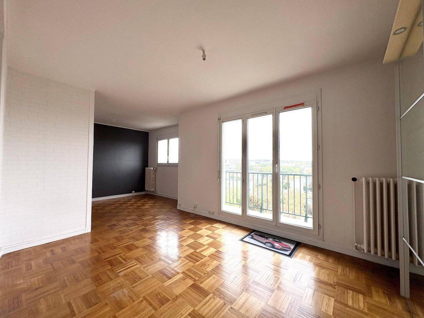 Appartement 4 pièces 66 m² · à Reims · 66 m² · 910 €/mois