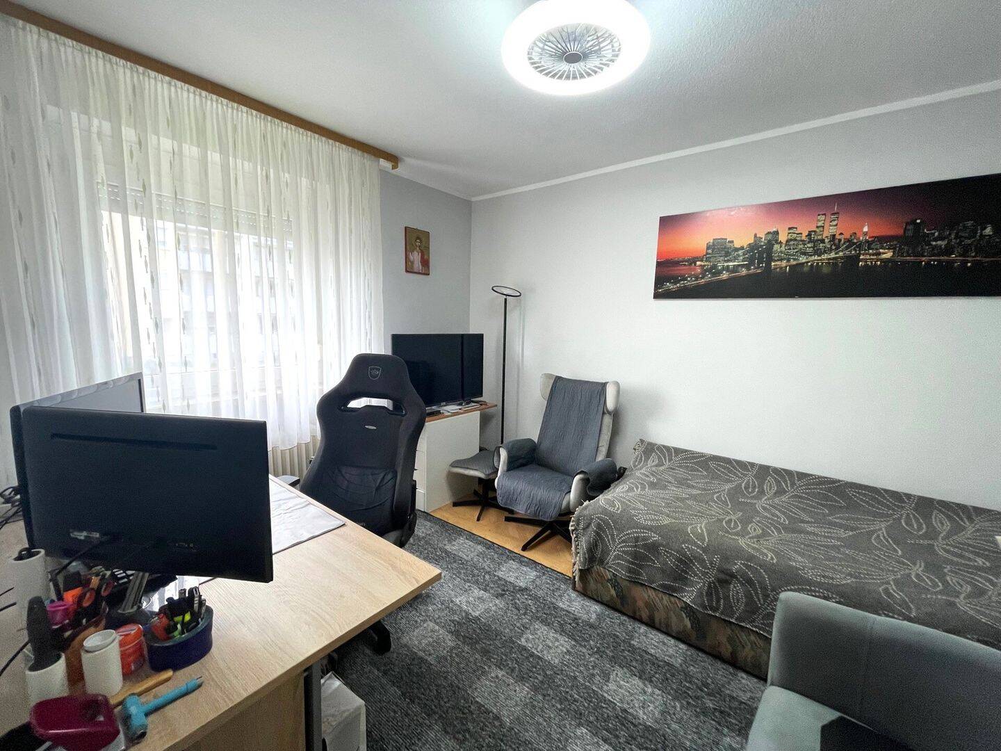 Großzügige 4-Zimmer-Wohnung mit Loggia in Nürnberg-Schoppershof - Erbbaurecht! – Nürnberg – Vorschaubild 7