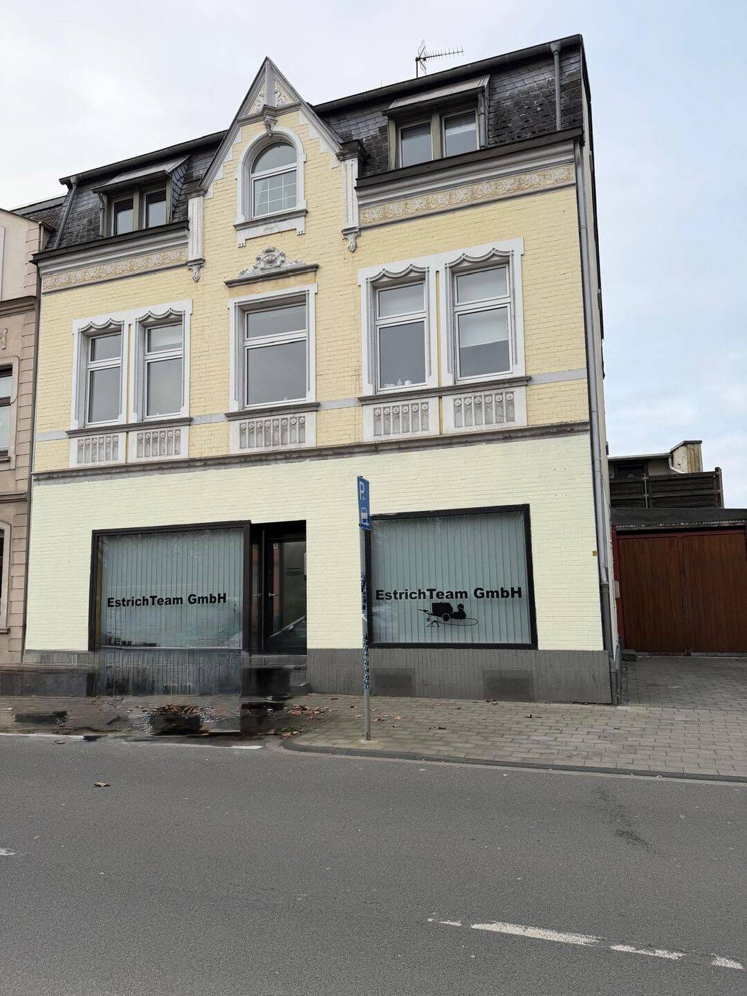 Mehrfamilienhaus mit 3 WE und 1 Ladenlokal als Anlageobjekt oder zur Eigennutzung