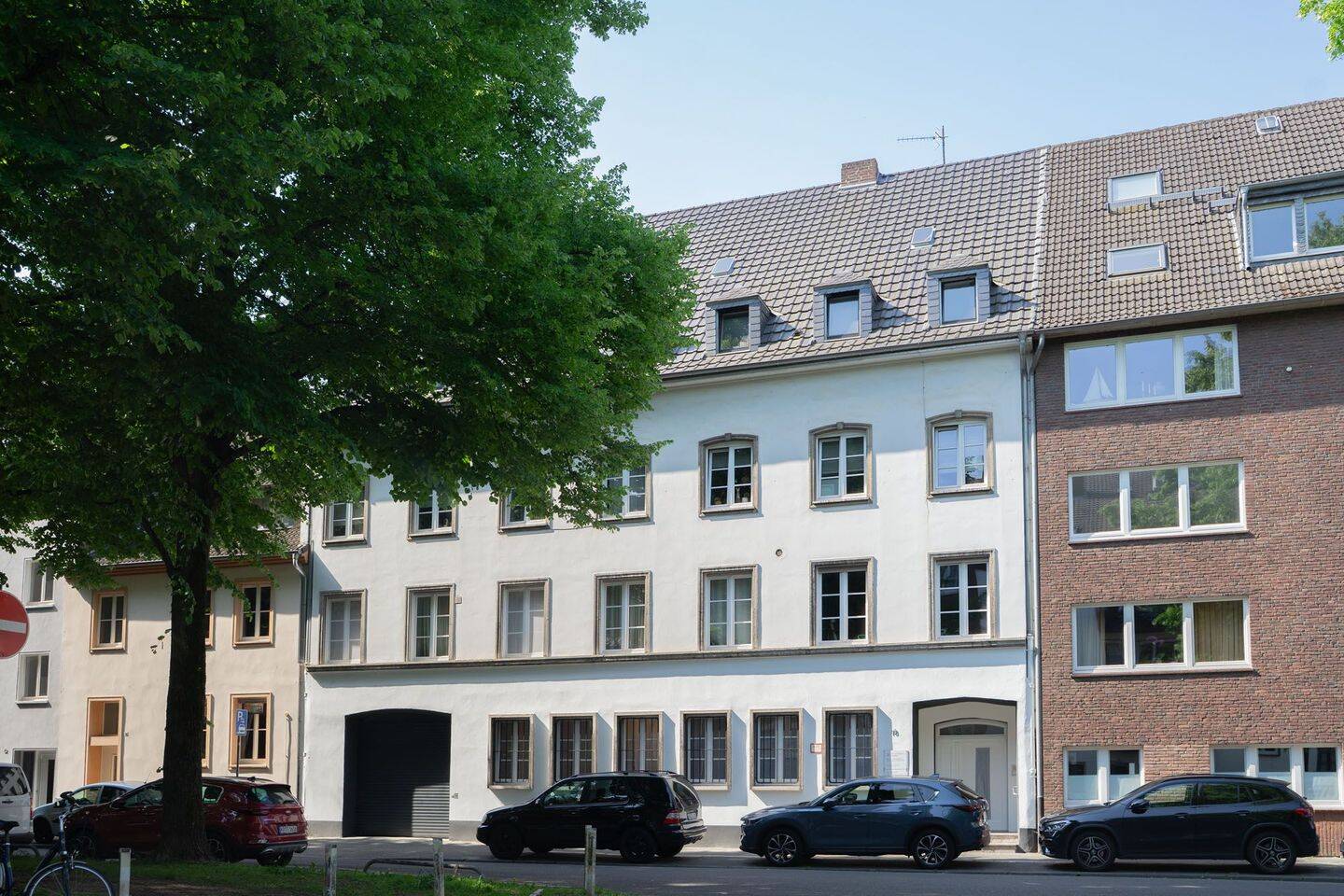 Krefeld-Bismarckviertel: Gemütliche Dachgeschosswohnung mit 3 Zimmern und Einbauküche! – Krefeld – Vorschaubild 2