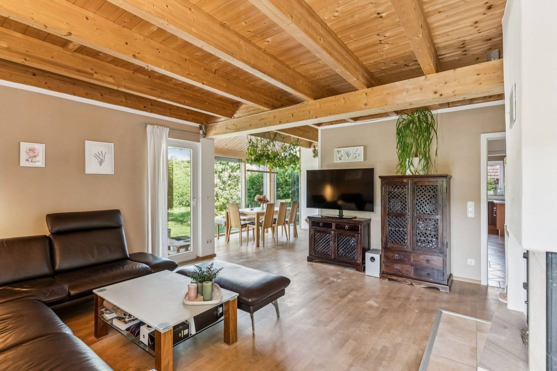 Haus in 82041 Oberhaching mit 206,61 m² kaufen