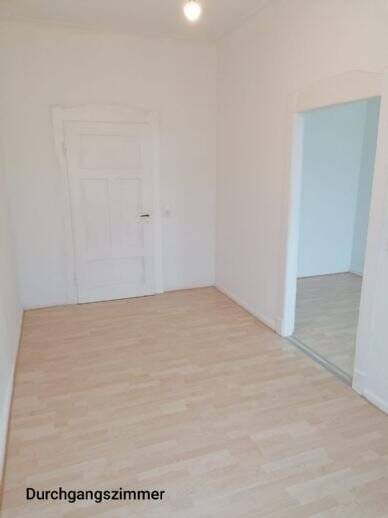 Herzlich willkommen in Ihrem neuen Zuhause! 3 Zimmer + Balkon – Nürnberg – Vorschaubild 6