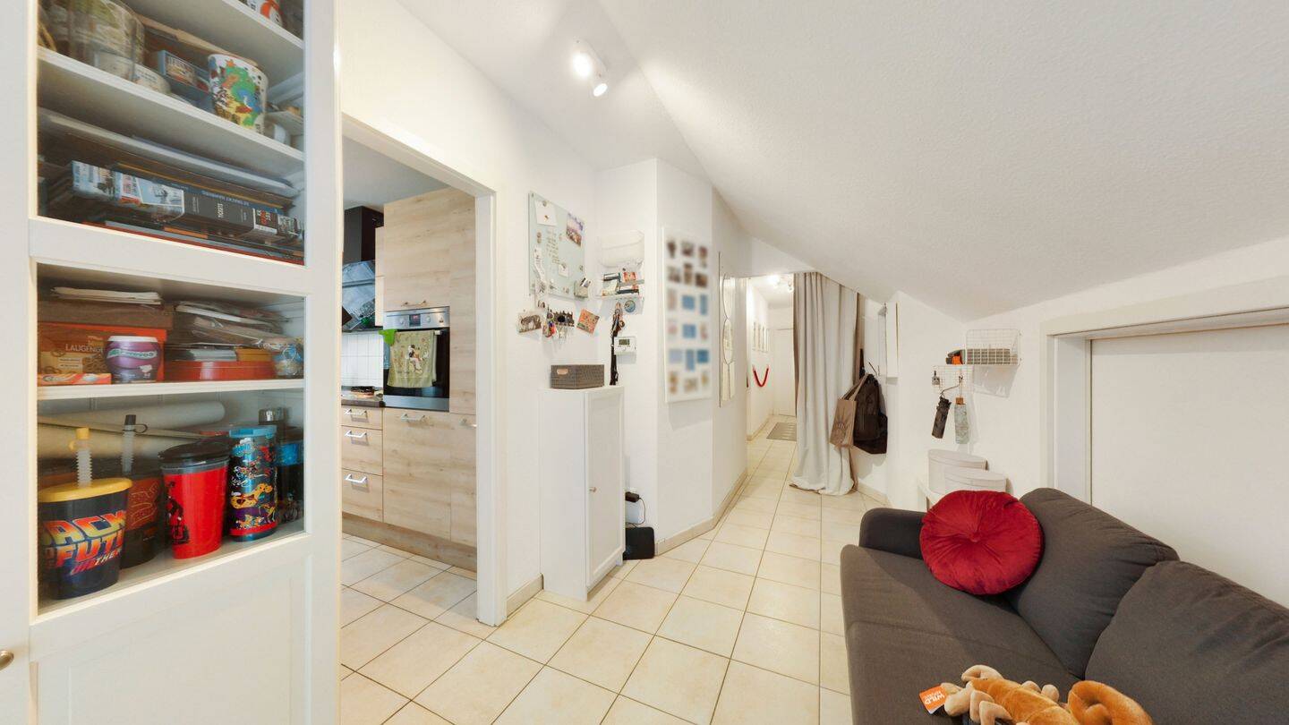 Gemütliche Dachgeschoss Wohnung mit Südbalkon