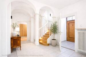 AIGNER - Rarität in Bestlage: Historische Villa mit Garten und Außenpool im Blumenviertel – 81377 München – Vorschaubild 7