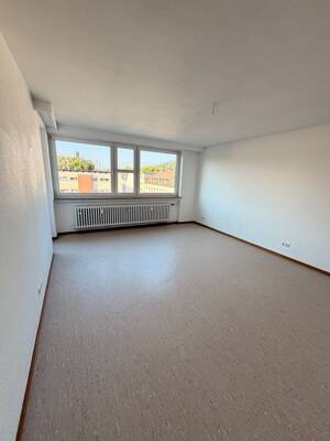 3 Zimmer-Küche-Bad mit Balkon in Trier West ab sofort verfügbar! – 54294 Trier – Vorschaubild 3