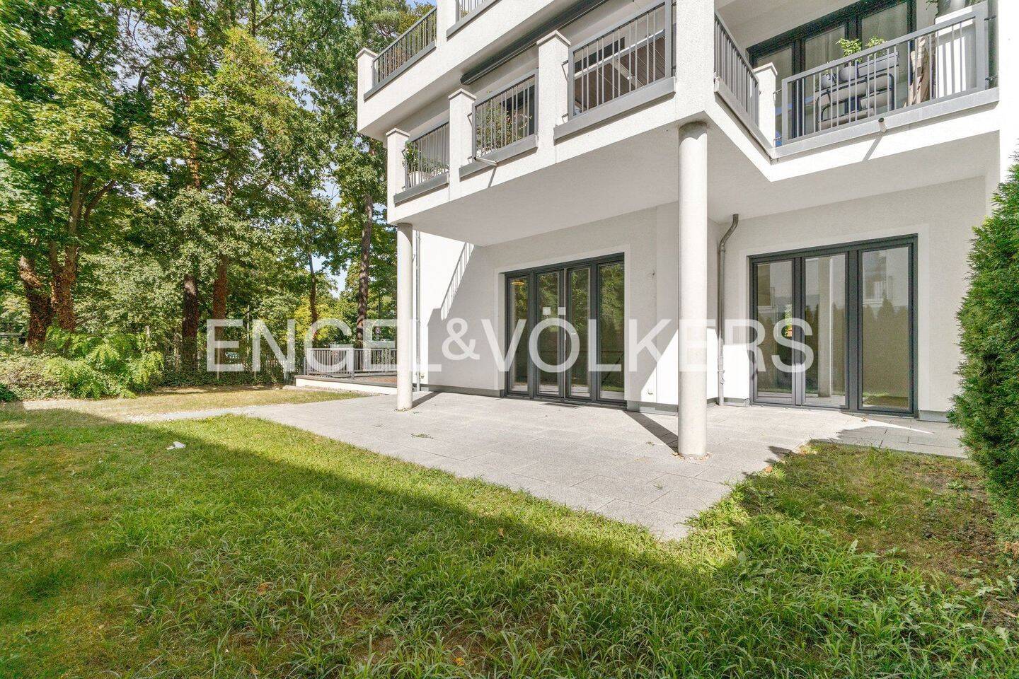Familien aufgepasst: Dahlem! 2 Terrassen! Garten! 5 Zimmer!