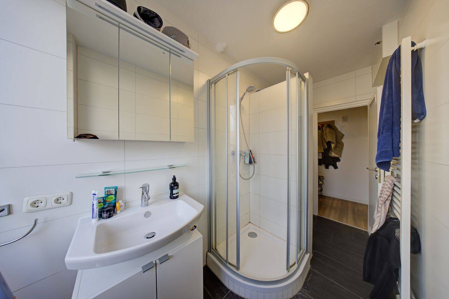 Solide vermietete 3 Zimmer Wohnung in Nürnberg Sebald – Nürnberg – Vorschaubild 6