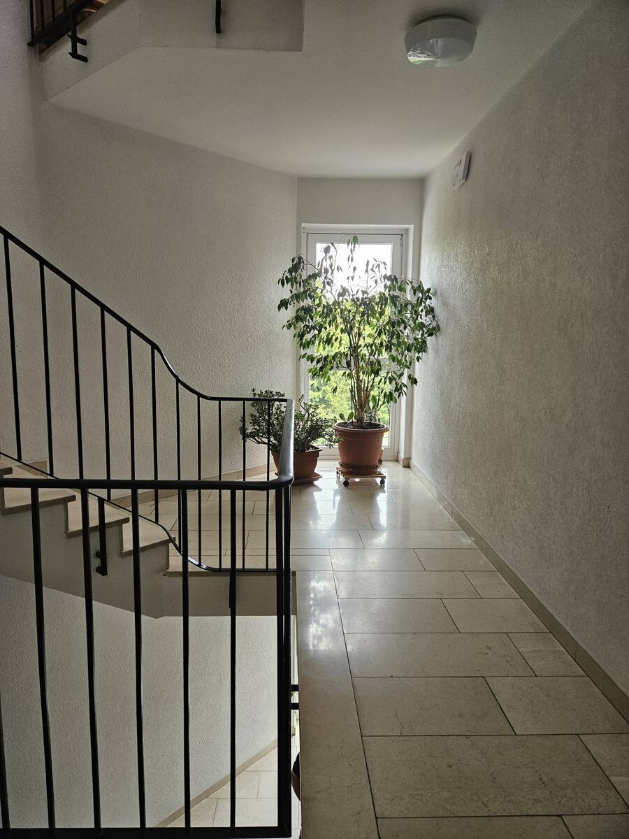 Perfekte Einsteigerimmobilie mit traumhaftem Südbalkon und Blick ins Grüne! – Solingen – Vorschaubild 5