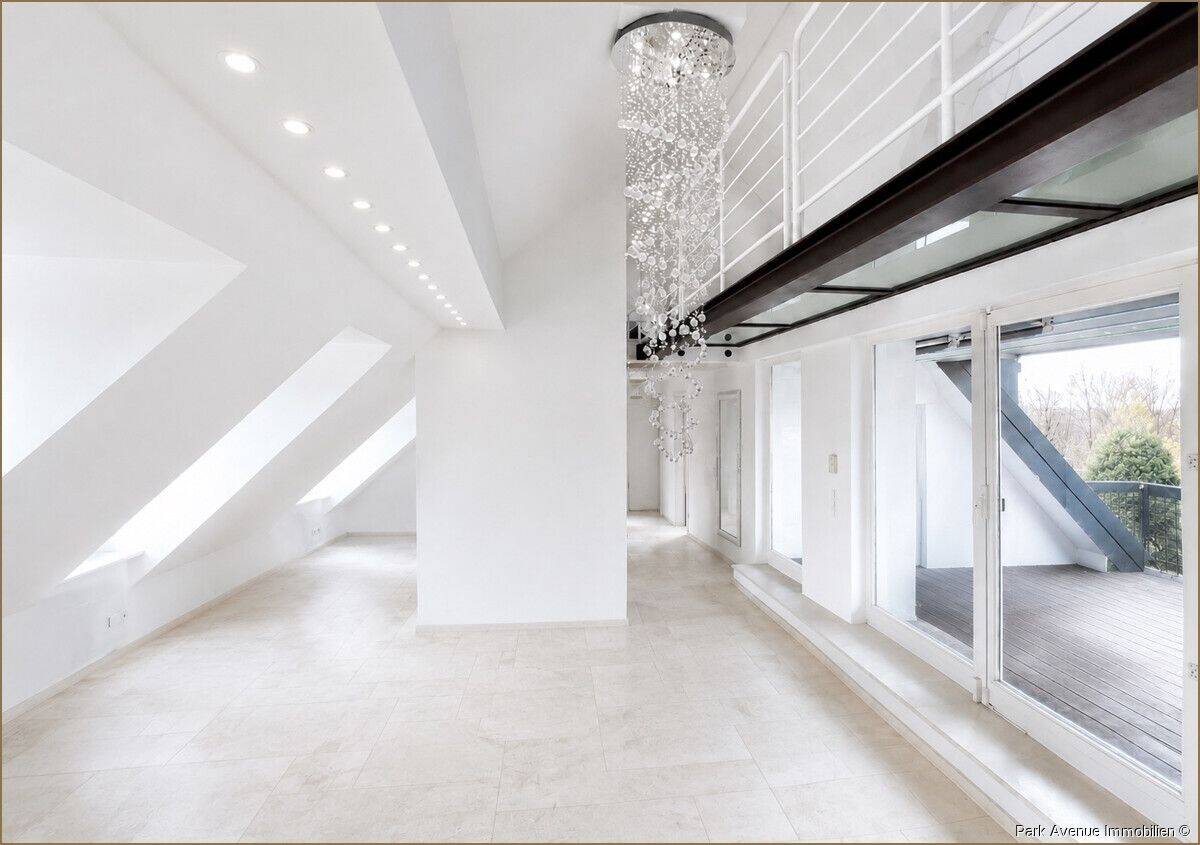 1 Home - 2 Options. Penthouse mit Blick über den Herzogpark - Mit separierbarer Einheit für Homeoffice oder Studio. – München – Vorschaubild 2