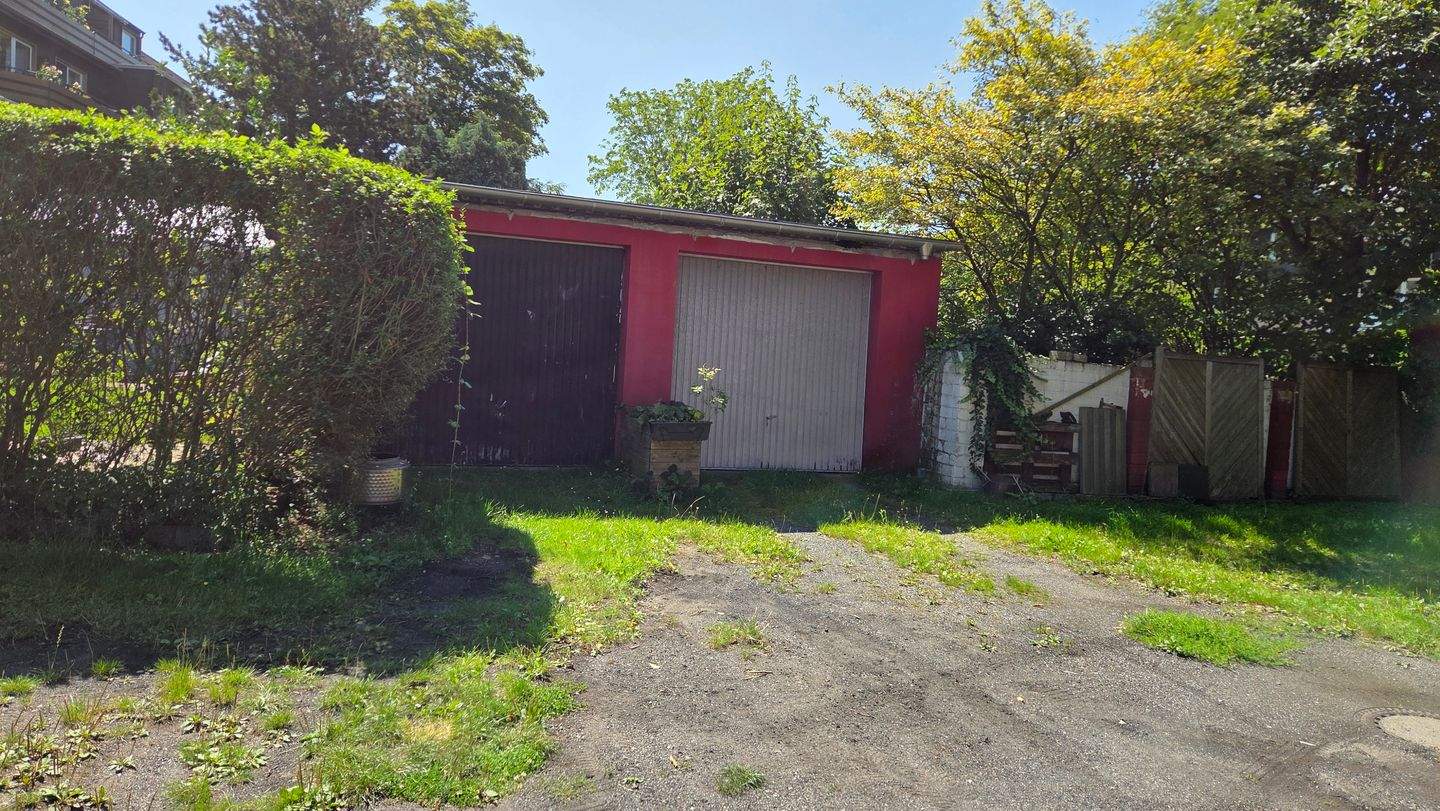 Gepflegtes Mehrfamilienhaus mit Ladenlokal in Wanheimerort – Duisburg – Vorschaubild 8