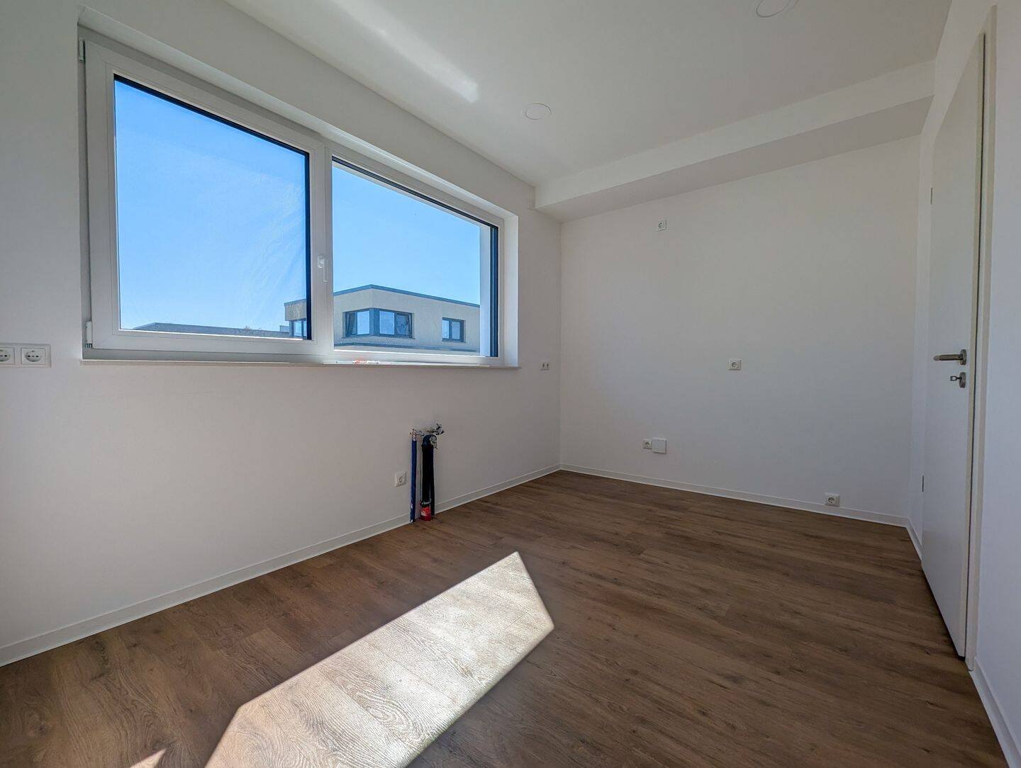 Moderne 3-Zimmer-Penthousewohnung mit Südbalkon und nachhaltigem Energiekonzept – Bielefeld – Vorschaubild 6