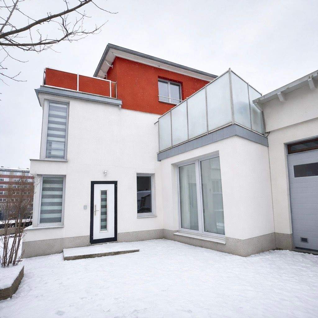 Faktor 16 | > 6 % Rendite | MFH mit Gewerbeeinheit in Kiel – Kiel – Bild 1 von 9