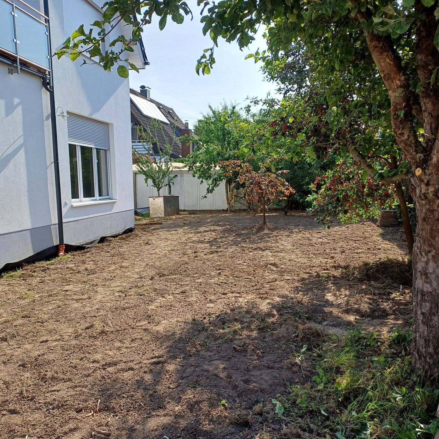 Garten mit 4-Zimmerwohung