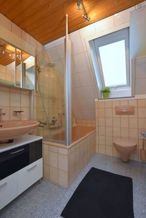 Schön möblierte Wohnung mit Balkon in Stuttgart Mühlhausen – 70378 Stuttgart – Vorschaubild 4