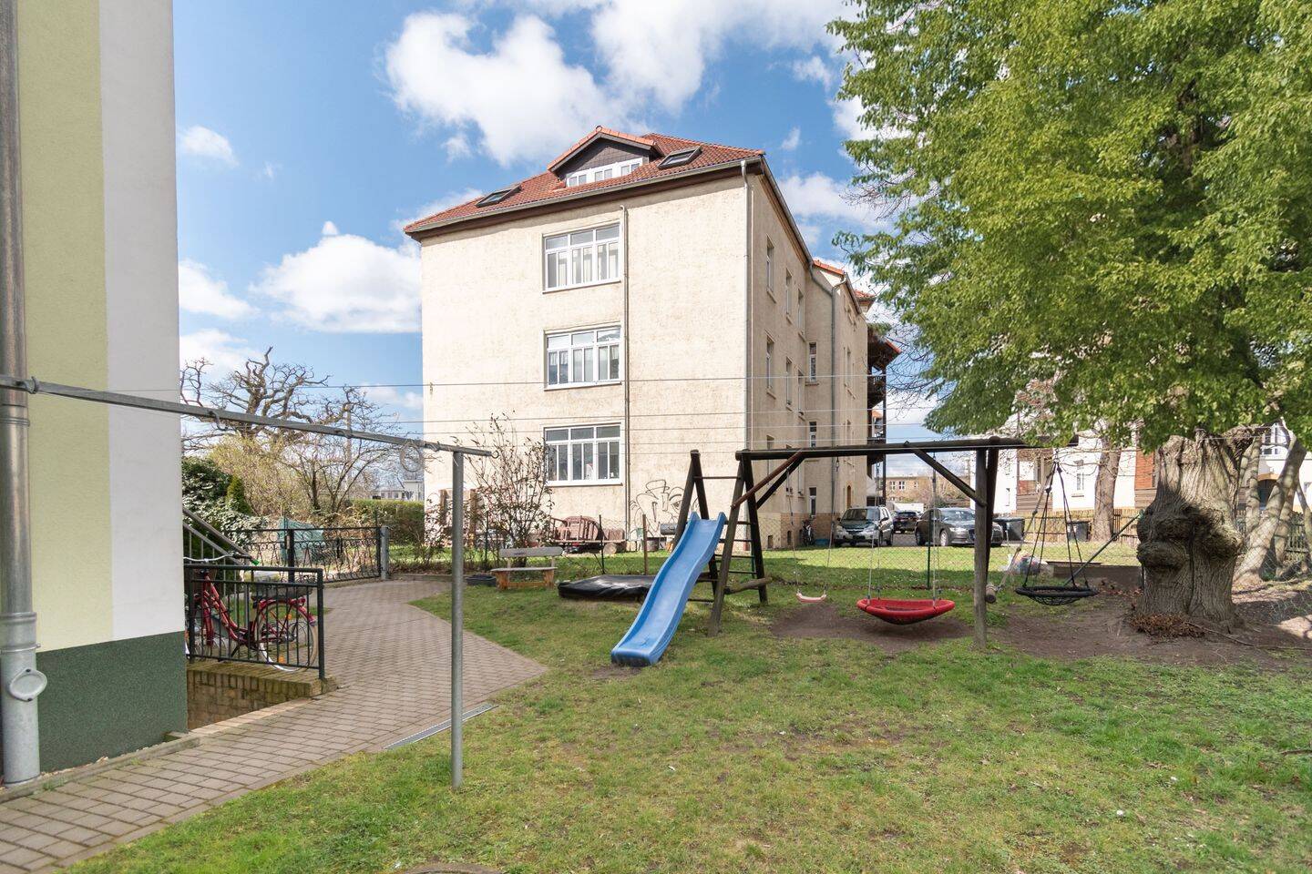HIER LOHNT SICH EIN BLICK | Vermietete 3-Raum-Wohnung mit Dachloggia und Tageslichtbad – Leipzig – Vorschaubild 4