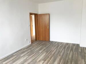 ***Große Dachgeschoßwohnung in ruhiger Lage sucht nette Mieter*** – 45143 Essen – Vorschaubild 6