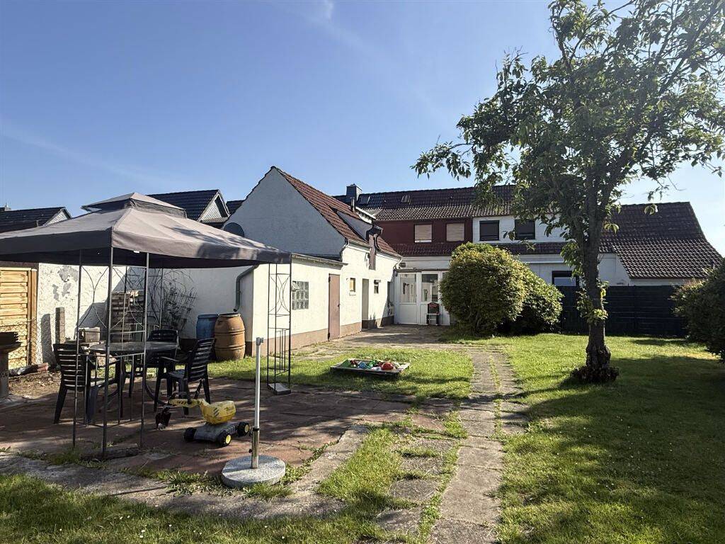 Reihenmittelhaus mit großem Grundstück und vielseitigem Potenzial in Bremen Oslebshausen – Bremen – Vorschaubild 3