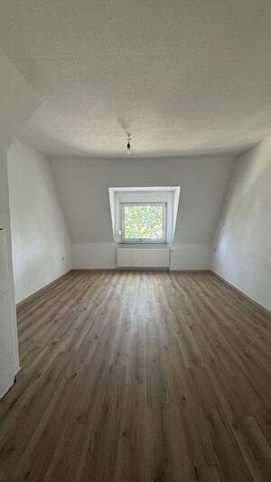 Wohnen mit Charakter: Großzügige 4-Zimmer-Wohnung in Bochum – 44894 Bochum – Vorschaubild 7