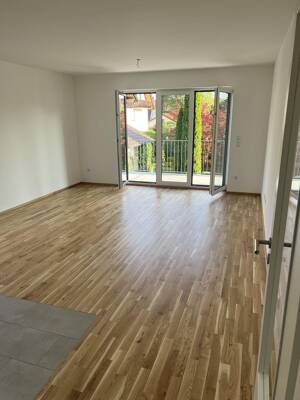 Wohnen zum Wohlfühlen: Moderne 3-Zimmer-Wohnung mit Balkon – 85368 Moosburg – Vorschaubild 2