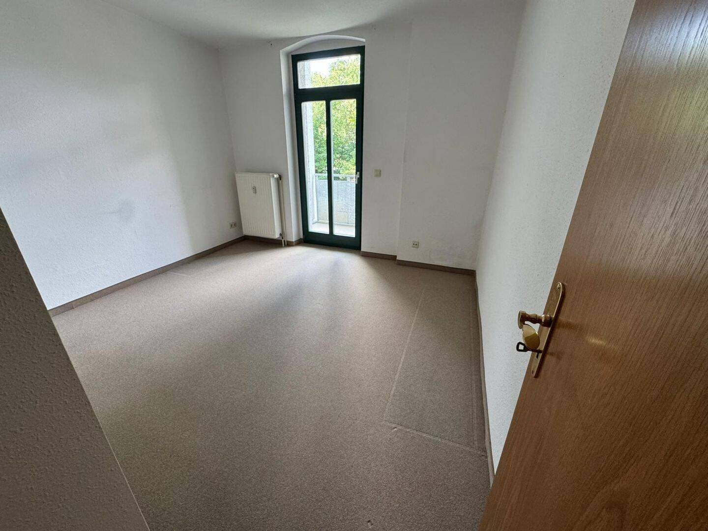 TOP-Whg. im 1.OG / Laminat / Balkon u.v.m. – Chemnitz – Vorschaubild 6