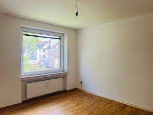 4-Zimmer WG-vermietete Wohnung in Düsseldorf-Eller - ca. 1.850 € Warmmiete – 40231 Düsseldorf – Vorschaubild 6