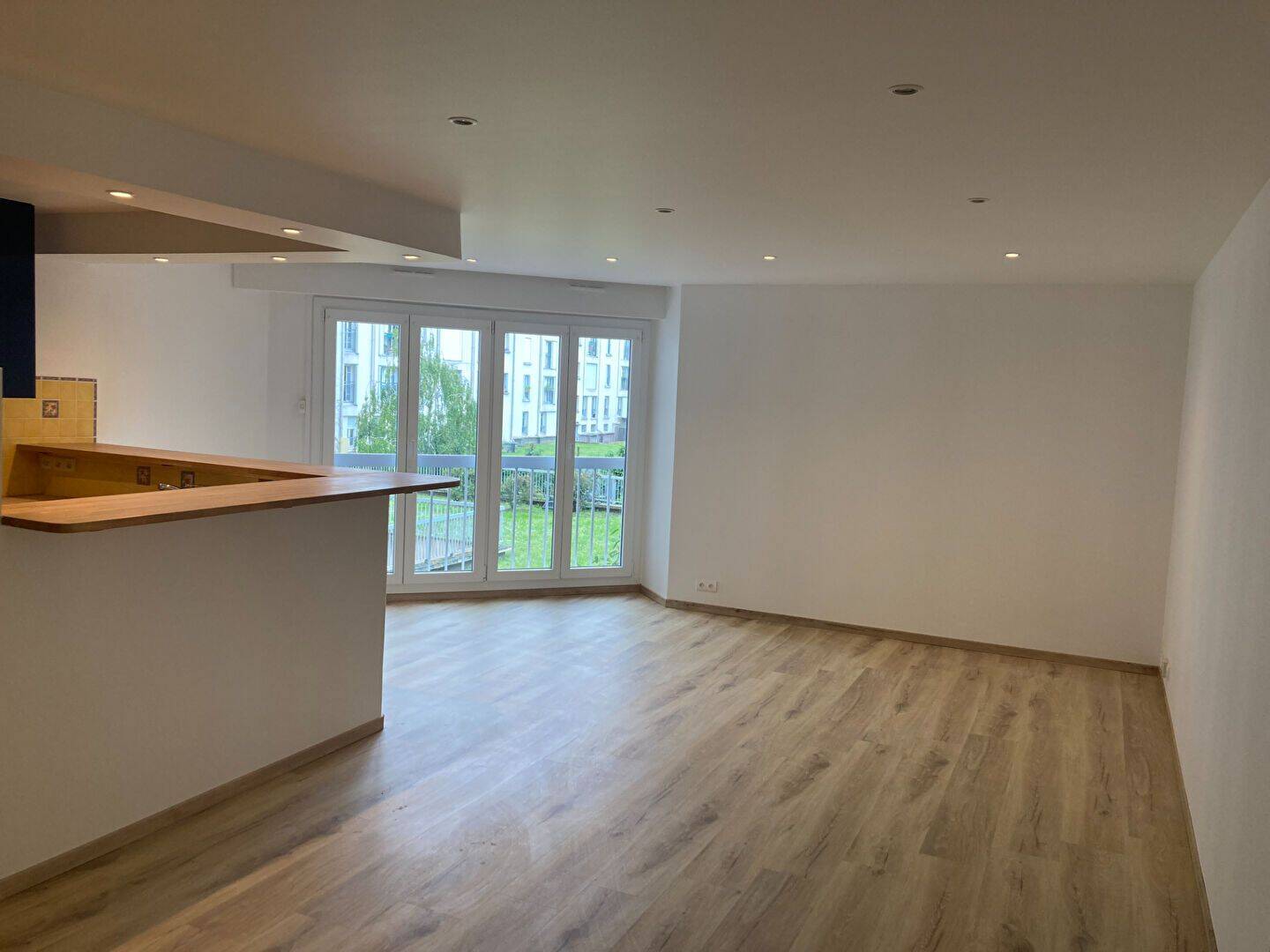 Appartement 3 pièces 77 m² · à Rueil-Malmaison · 76,5 m² · 1 495 €/mois