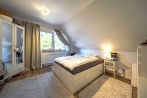 Ansprechende Dachgeschosswohnung in ruhiger Wohnlage – 26133 Oldenburg – Vorschaubild 4