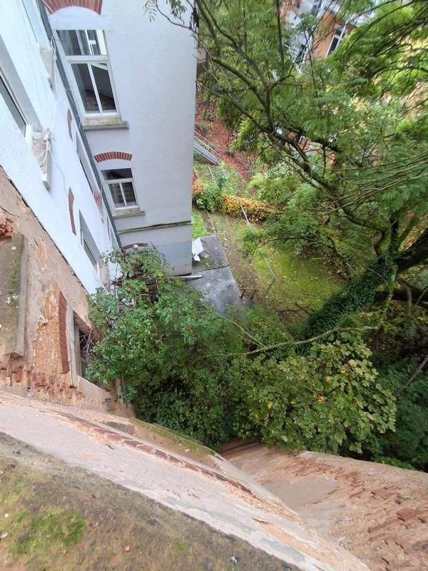 Objekt-Nr.: 12225 - unsaniertes Mehrfamilienhaus wartet auf Sanierung in Plauen (Hammertorvorstadt) – Plauen – Vorschaubild 2