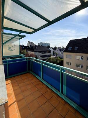 Renoviertes 1-Zimmer-Apartment mit Balkon & guter Anbindung in Alt-Fechenheim – 60386 Frankfurt am Main – Vorschaubild 2