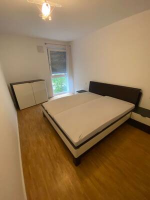 3 Zimmerwohnung mit hochwertiger Einbauküche und großem Balkon – 80807 München – Vorschaubild 7