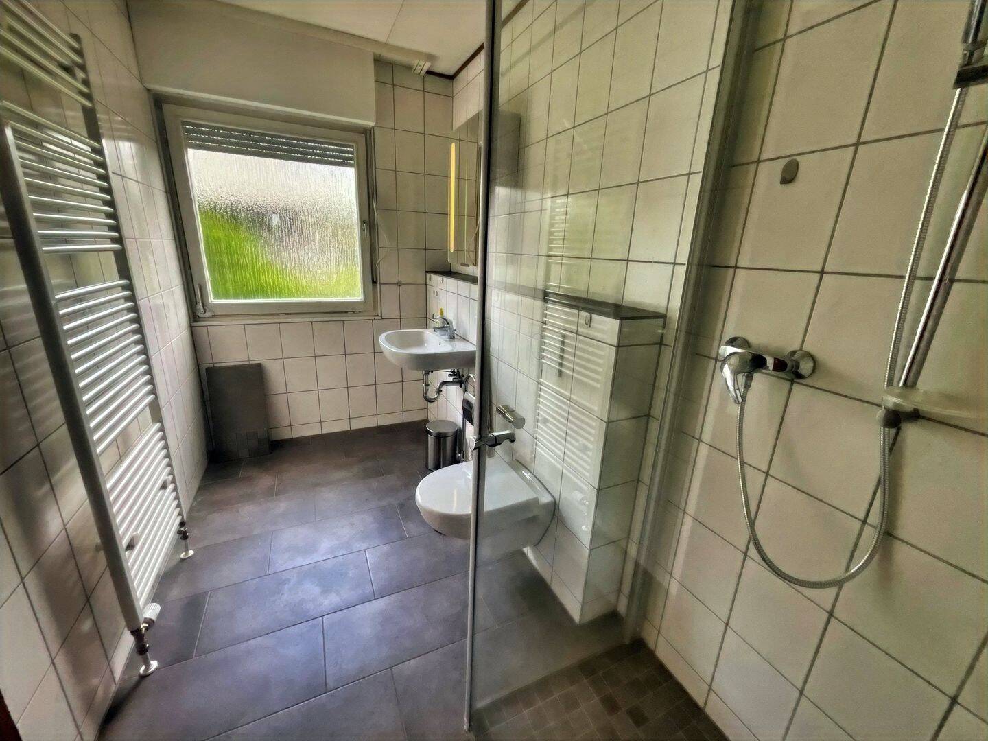 Renovierungsbedürftiges Einfamilienhaus in ruhiger Lage von Hermeskeil – Hermeskeil – Vorschaubild 9