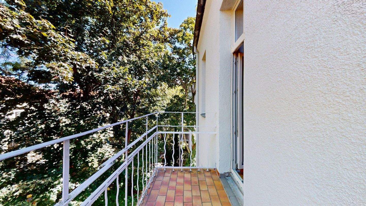 Kapitalanlage oder Eigennutzung: Praktisch geschnittene Wohnung mit Balkon in attraktiver Lage – Berlin – Vorschaubild 2